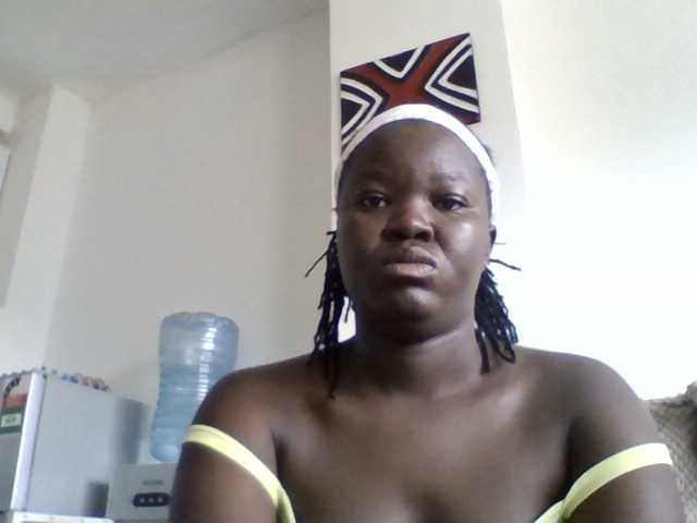 coco-curves live cam on BongaCams