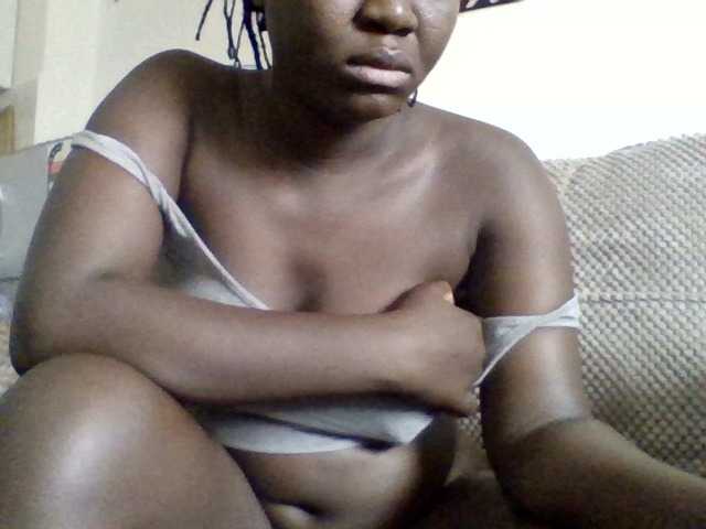 coco-curves live cam on BongaCams
