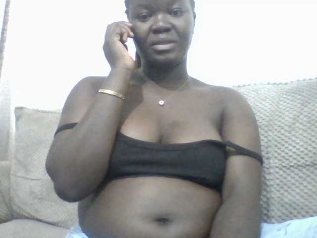 coco-curves live cam on BongaCams