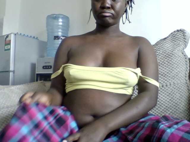 coco-curves live cam on BongaCams