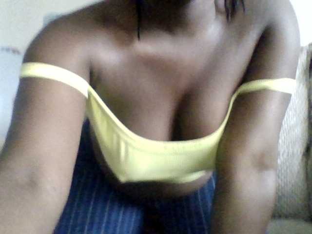 coco-curves live cam on BongaCams