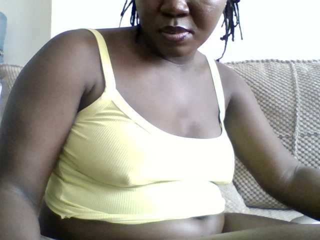 coco-curves live cam