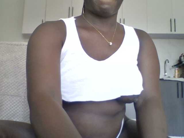 coco-curves live cam on BongaCams