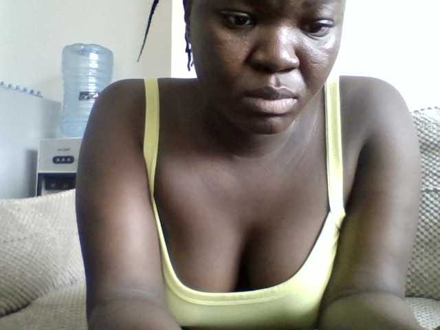 coco-curves live cam on BongaCams