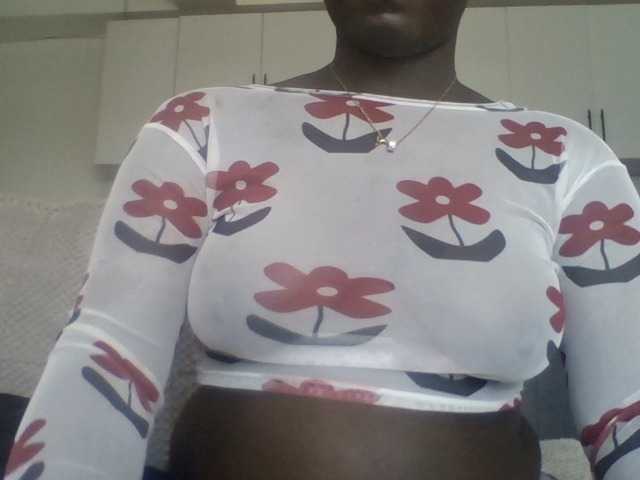 coco-curves live cam on BongaCams