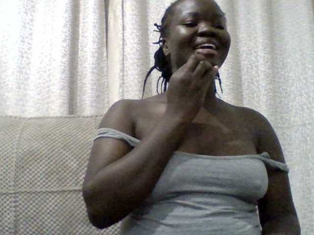 coco-curves live cam on BongaCams