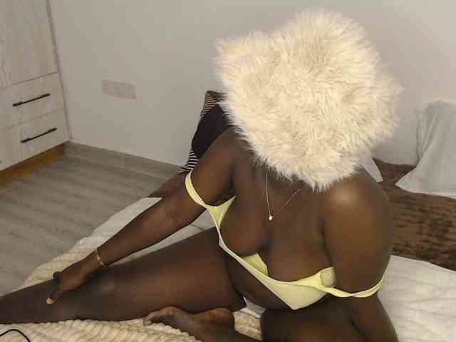 coco-curves webcam