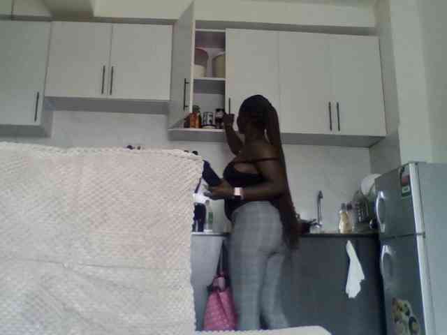 coco-curves webcam