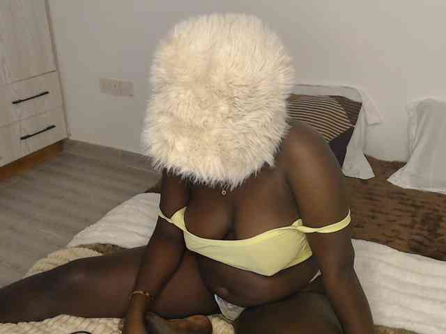 coco-curves webcam