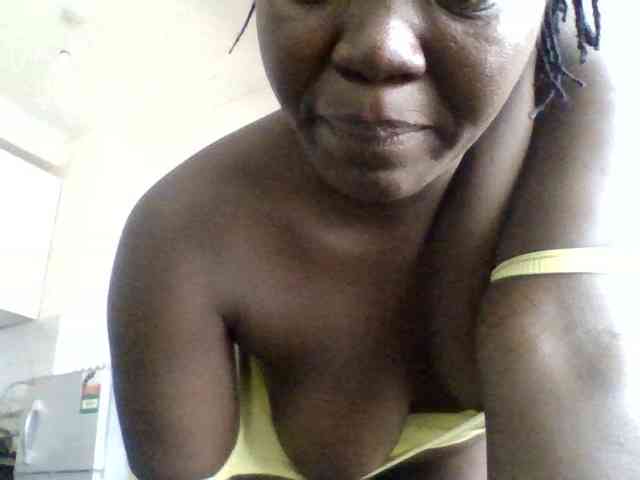 coco-curves webcam