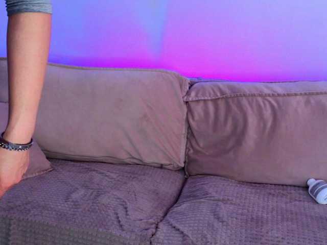 Kristyshae live cam on BongaCams