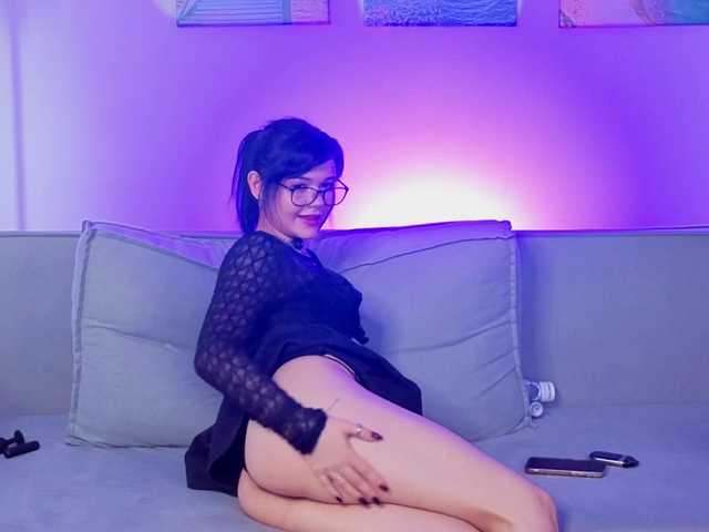 Kristyshae live cam on BongaCams