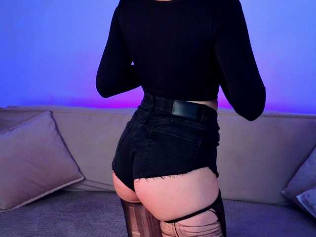 Kristyshae live cam on BongaCams