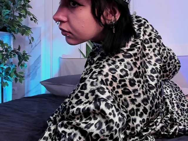 Kristyshae live webcam show