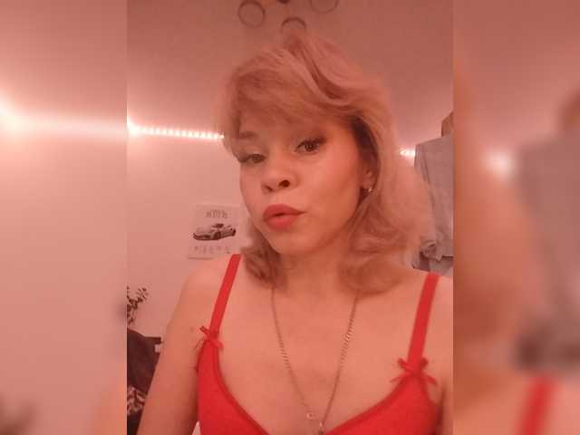 MaryPele live cam on BongaCams