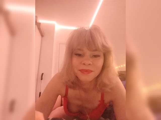 MaryPele live webcam show