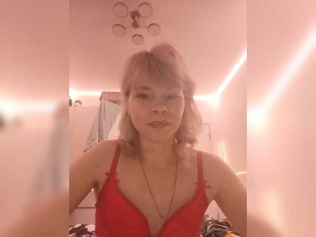 MaryPele live webcam show
