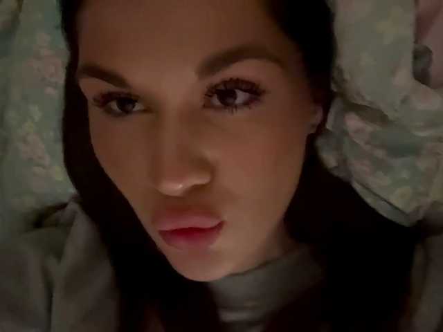 PenelopeTrolinger live cam on BongaCams