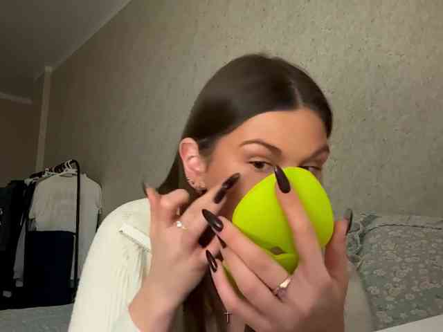 Modella: PenelopeTrolinger