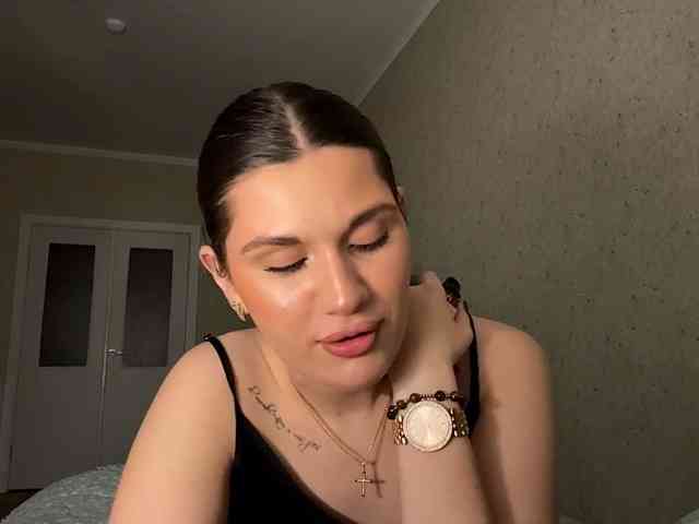 Modella: PenelopeTrolinger