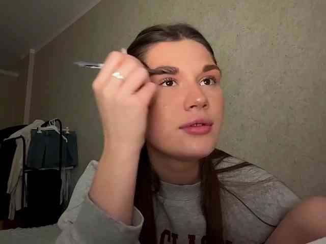 Modella: PenelopeTrolinger