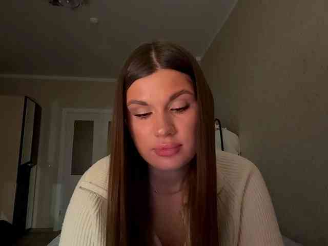 Modella: PenelopeTrolinger