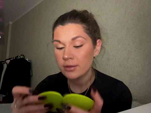Modella: PenelopeTrolinger