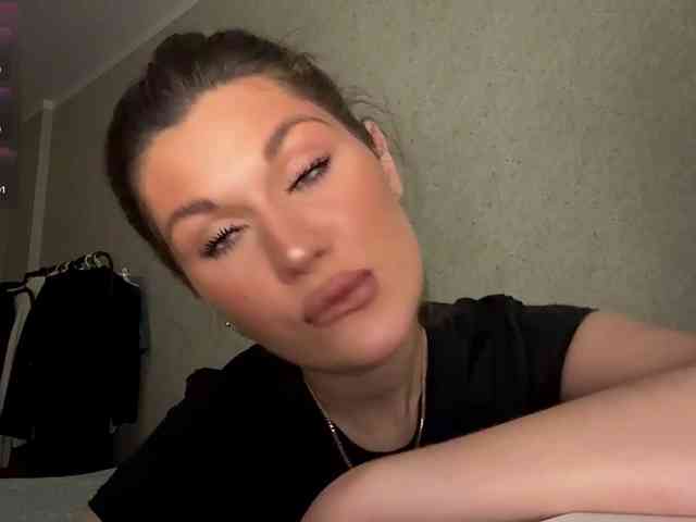 Modella: PenelopeTrolinger