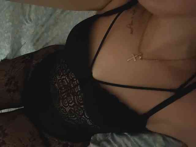 Modella: PenelopeTrolinger