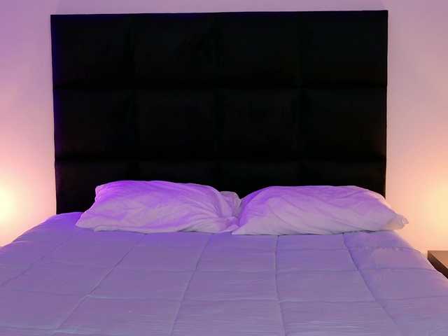 BonnyVel live cam on BongaCams
