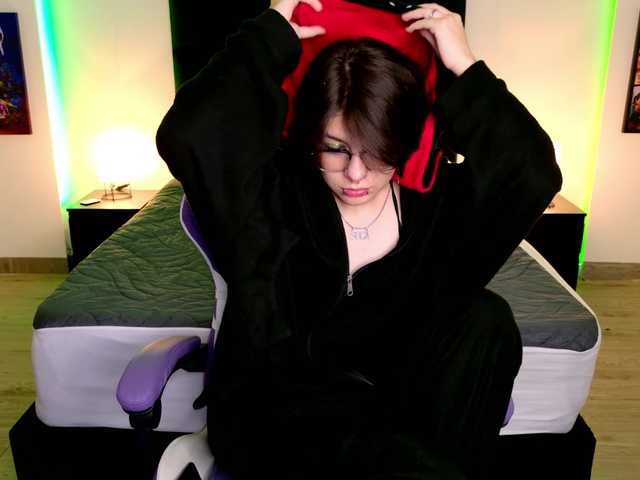 BonnyVel live cam on BongaCams