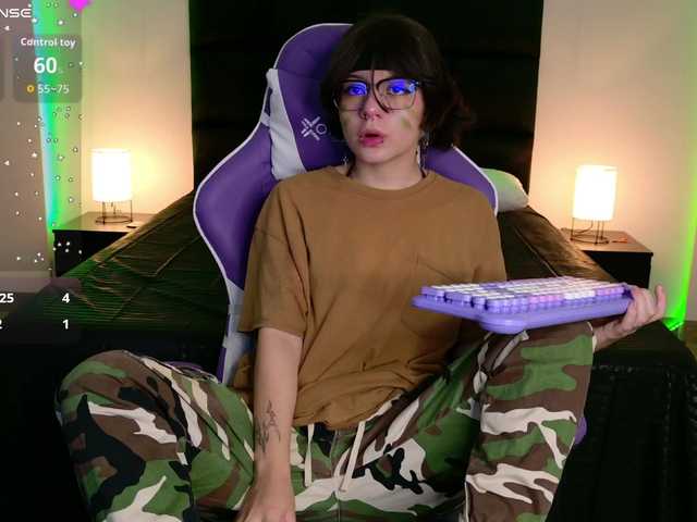BonnyVel live cam on BongaCams