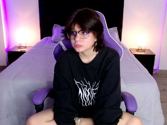 BonnyVel live cam on BongaCams
