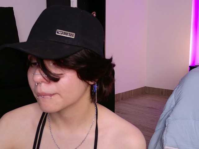 BonnyVel live cam on BongaCams
