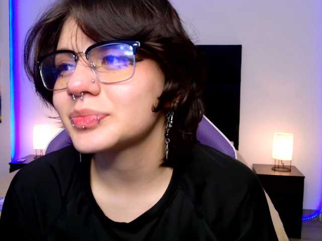 BonnyVel live cam on BongaCams