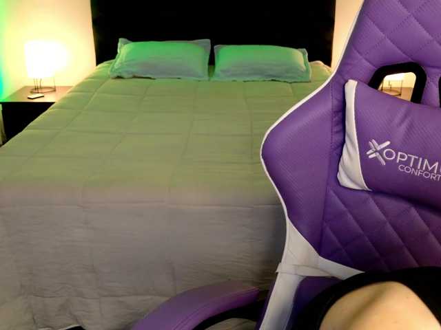 BonnyVel live cam on BongaCams