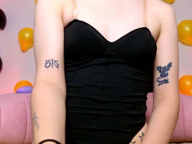 BonnyVel live cam on BongaCams