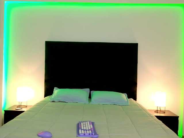 BonnyVel live cam on BongaCams