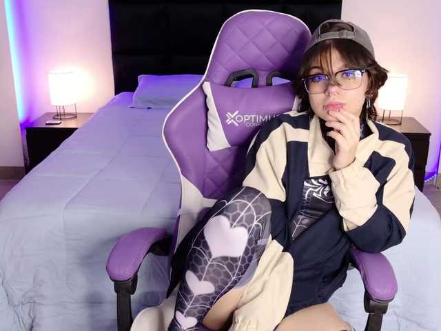BonnyVel live cam on BongaCams