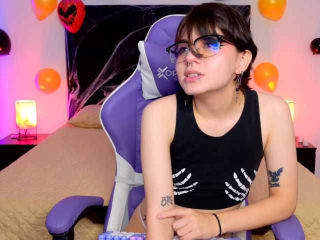 BonnyVel live cam on BongaCams