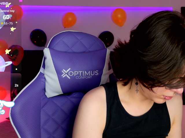 BonnyVel live cam on BongaCams