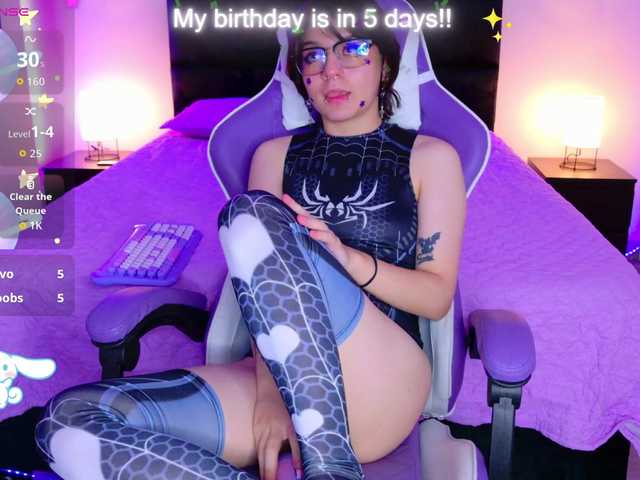 BonnyVel live cam on BongaCams