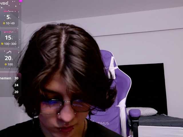 BonnyVel live cam on BongaCams