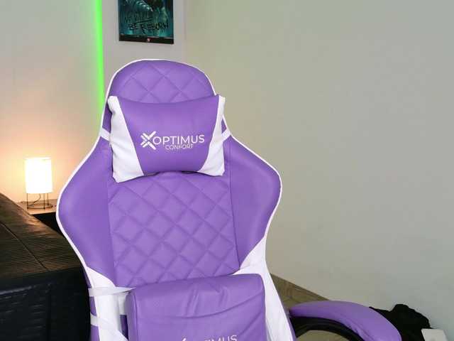 BonnyVel live cam on BongaCams