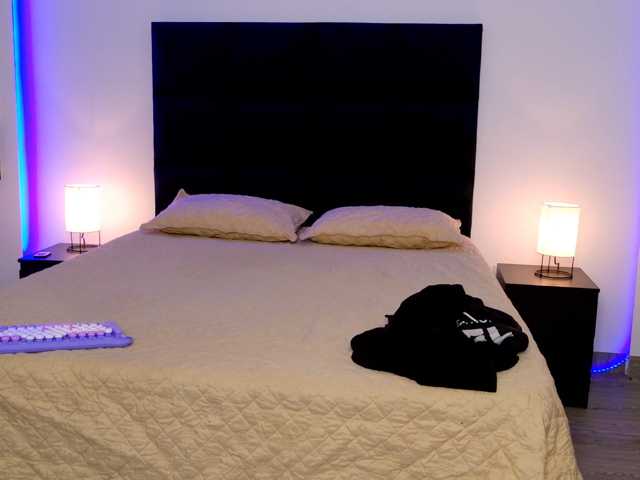 BonnyVel, en directo ahora en BongaCams