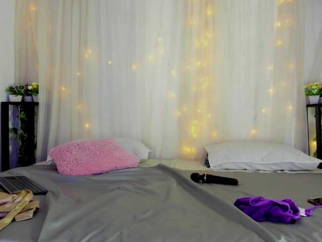 Aileen22 live cam on BongaCams
