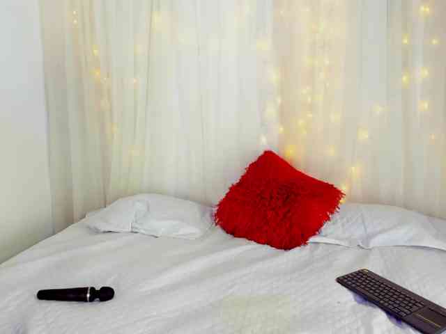 Aileen22 Live Webcam on BongaCams