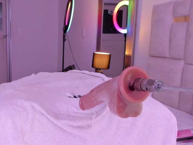 Konny-may live cam