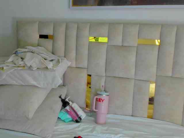 Konny-May webcam