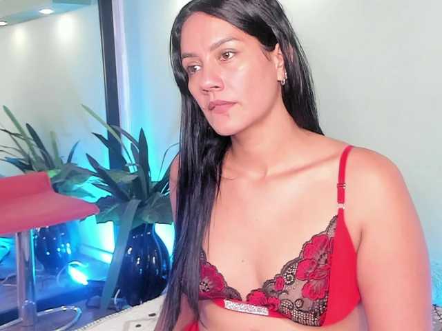 VictoriaSteele live cam on BongaCams